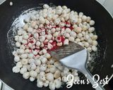 A picture of step 4 of Sumac flavoured Makhana.