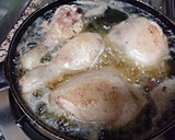 Foto del paso 1 de la receta: Pollo en salsa de queso y tropezones de verduras