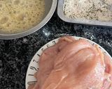 Foto del paso 2 de la receta: Milanesas de pollo caseras ! 🍗