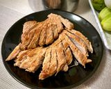 รูปขั้นตอนการทำที่ 3 ของ หมูทอดน้ำปลาโบราณ