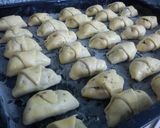 Sörös kifli alaptészta recept fázis 7 fotója