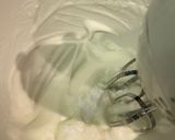 Foto del paso 1 de la receta: Mini islas flotantes sin azúcar en microondas