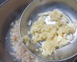 A picture of step 2 of Paneer Bhurji.