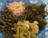 Foto langkah ke 1 dari resep Urap Sayur Kembang Turi.