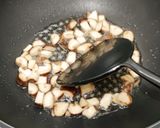 A picture of step 5 of Tomato mushroom tofu soup.