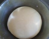 Foto langkah ke 5 dari resep Donat Simple Empuk Menul Menul.