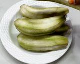 A picture of step 1 of Banana chips Market style (spicy).