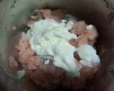 A picture of step 1 of Palak Chicken Malai Kofta.