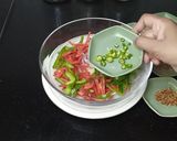 A picture of step 1 of Noodles pakora.