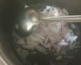 A picture of step 3 of Toorai ki bhaji.