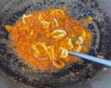 Foto langkah ke 6 dari resep Cumi Asam Manis Terung Asam (Rimbang/Terung Dayak).
