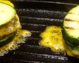 Foto del paso 4 de la receta: Lasaña de calabacín a la plancha con cheddar