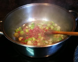 Foto del paso 3 de la receta: Sopa de ajetes con jamón curado de pavo