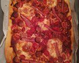Φωτογραφία βήματος 5 της συνταγής Pizza με λουκάνικο και ρόκα