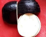 A picture of step 1 of Pan fried Eggplant.