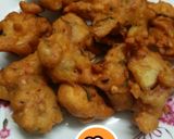 A picture of step 3 of Potato Onion Pakora ( Aalo Piyaz kay Pakoray.