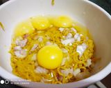 A picture of step 2 of Maggi Omelette.