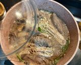 Foto langkah ke 5 dari resep Sukiyaki Cepat Saji.