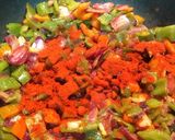 Foto del paso 4 de la receta Wok de garbanzos con pimientos y cebolla
