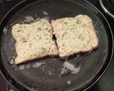 A picture of step 3 of Suji Toast.