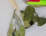 Foto langkah ke 4 dari resep Arem-arem (Lontong isi sayuran ayam).