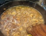 รูปขั้นตอนการทำที่ 4 ของ Lighten Beef Stroganoff