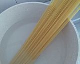 Foto langkah ke 1 dari resep Garlic Shrimp Spaghetti.