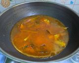Foto langkah ke 3 dari resep Ikan salem kuah asam segar.