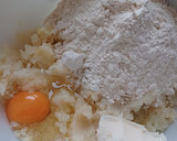 Krumpligombócleves füstölt húsokkal recept fázis 3 fotója