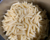 Foto del paso 4 de la receta: Macarrones con tomate y atún