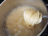 Spaghetti con Salsa Alfredo