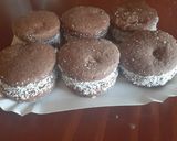 Foto del paso 10 de la receta: Alfajores de chocolate con chips!!! Insuperables🍪