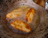 Foto langkah ke 3 dari resep Pisang Goreng Kelapa.