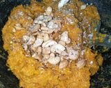 गाजर हलवा (gajar halwa recipe in marathi) रेसिपी स्टेप 5 फोटो 