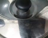 A picture of step 8 of No Oven, No Yeast Veg Pizza recipe.