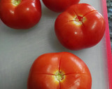 Foto del paso 1 de la receta: Tostas de aguacate, cebolla caramelizada y mermelada de tomate