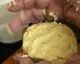 A picture of step 5 of Stuffed onion chana dal tiki.