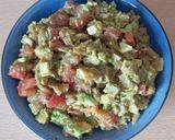 Foto del paso 3 de la receta: Ensalada de aguacate!! 🥑😋