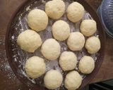 Foto langkah ke 4 dari resep Donat montok no ribet.