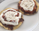 Foto del paso 5 de la receta: Tostadas de Tinga de pollo
