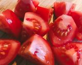 Hình bước làm 1 của món 🌱 Canh Cà Chua Đậu Que Chay