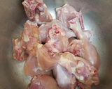 A picture of step 4 of Red spicy chicken lazeez.