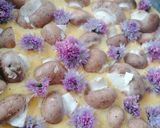 Une image de l'étape 4 de Tarte salée champignons et fleur de ciboulette.