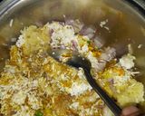 A picture of step 3 of Roll and sholl, Paneer sandwich.