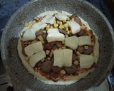 Foto langkah ke 5 dari resep Pizza Teflon Lembut, Ulen 3 Menit.