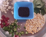 A picture of step 1 of Rava Set Dosa.