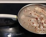 Foto del paso 6 de la receta: Tintorera Infusiónada al Anís sobre cama de pimientos de piquillo, Mayonesa de Olivas y Torreznos