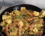 A picture of step 2 of Paneer Tikka Pizza.