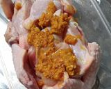 Foto langkah ke 1 dari resep Ayam Goreng Bumbu Marinasi.