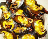 A picture of step 3 of Peppered Snails.